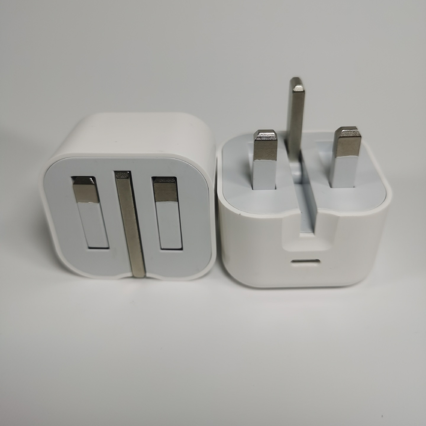 Wholesale Electric Fast Charger EU Plug 5V 1A USB Travel Adapter Function 5W Output Power Mobile Phones Fireproof OTP OVP